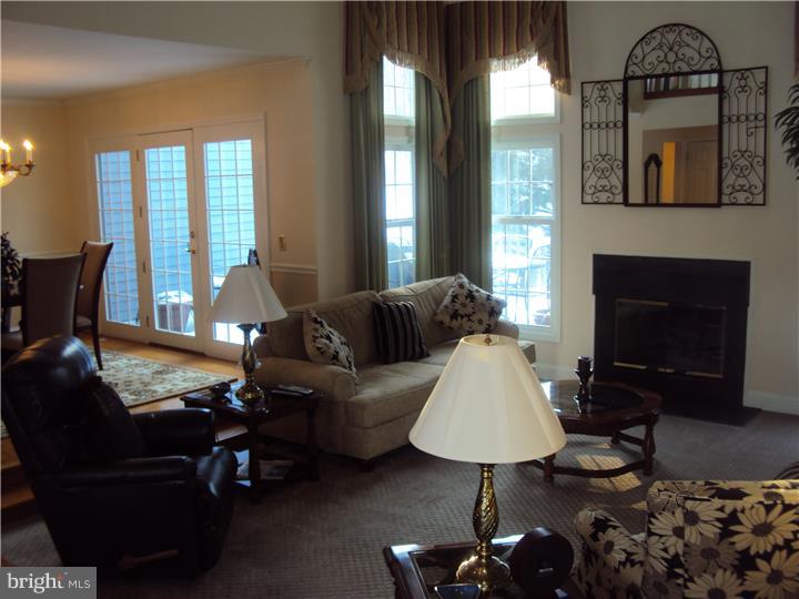 66 Southampton Parish Road Landenberg, PA 19350 - Photo 8 of 24 Living Room