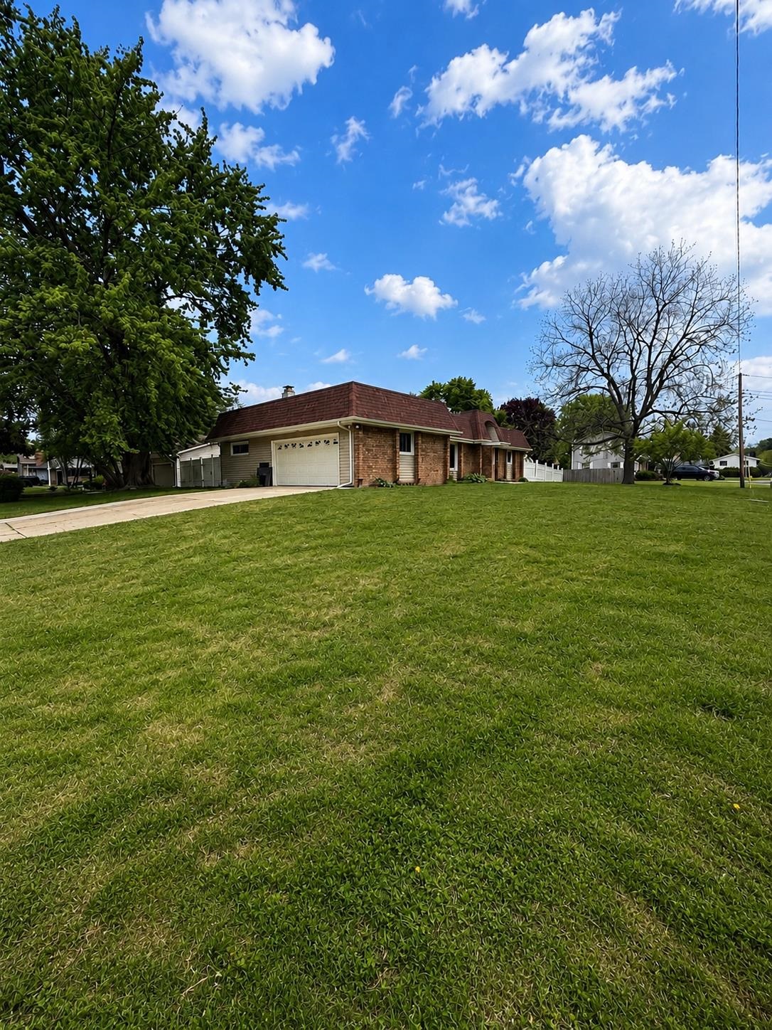 5412 Regency Way Rockford, IL 61114 - Photo 6 of 31