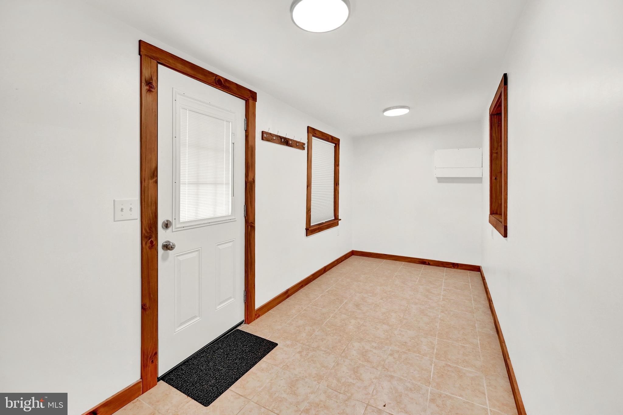 11235 South Mountain Road Fayetteville, PA 17222 - Photo 17 of 39