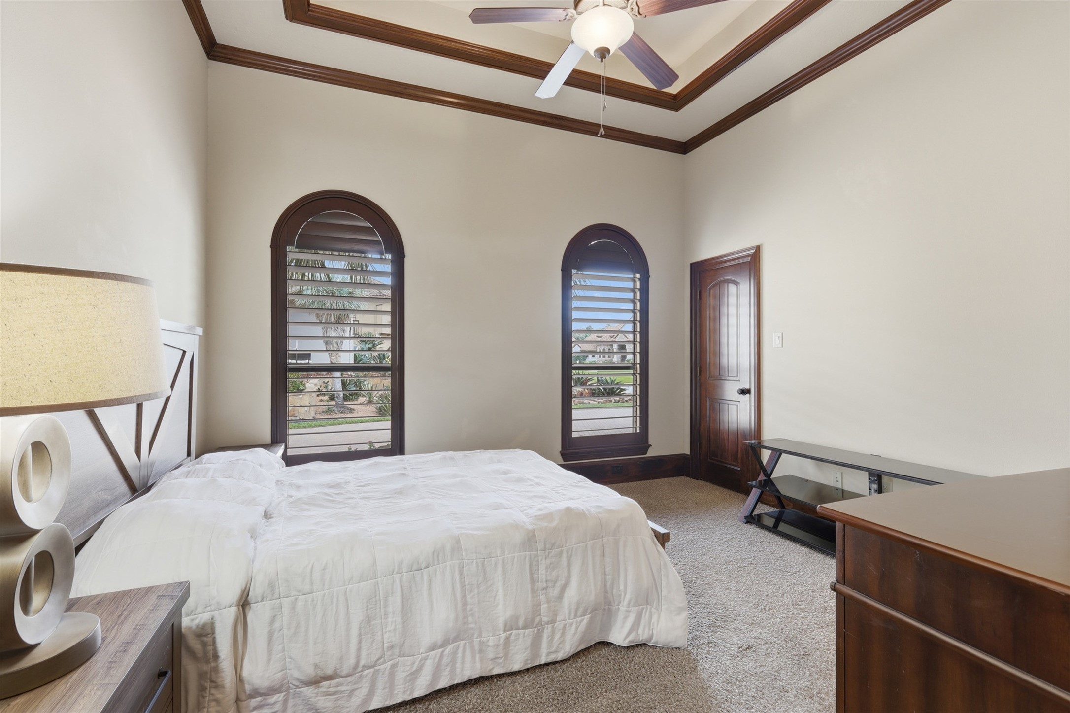 14 Post Shadow Estate Drive Spring, TX 77389 - Photo 22 of 49 Secondary bedroom on first level with attached full bath