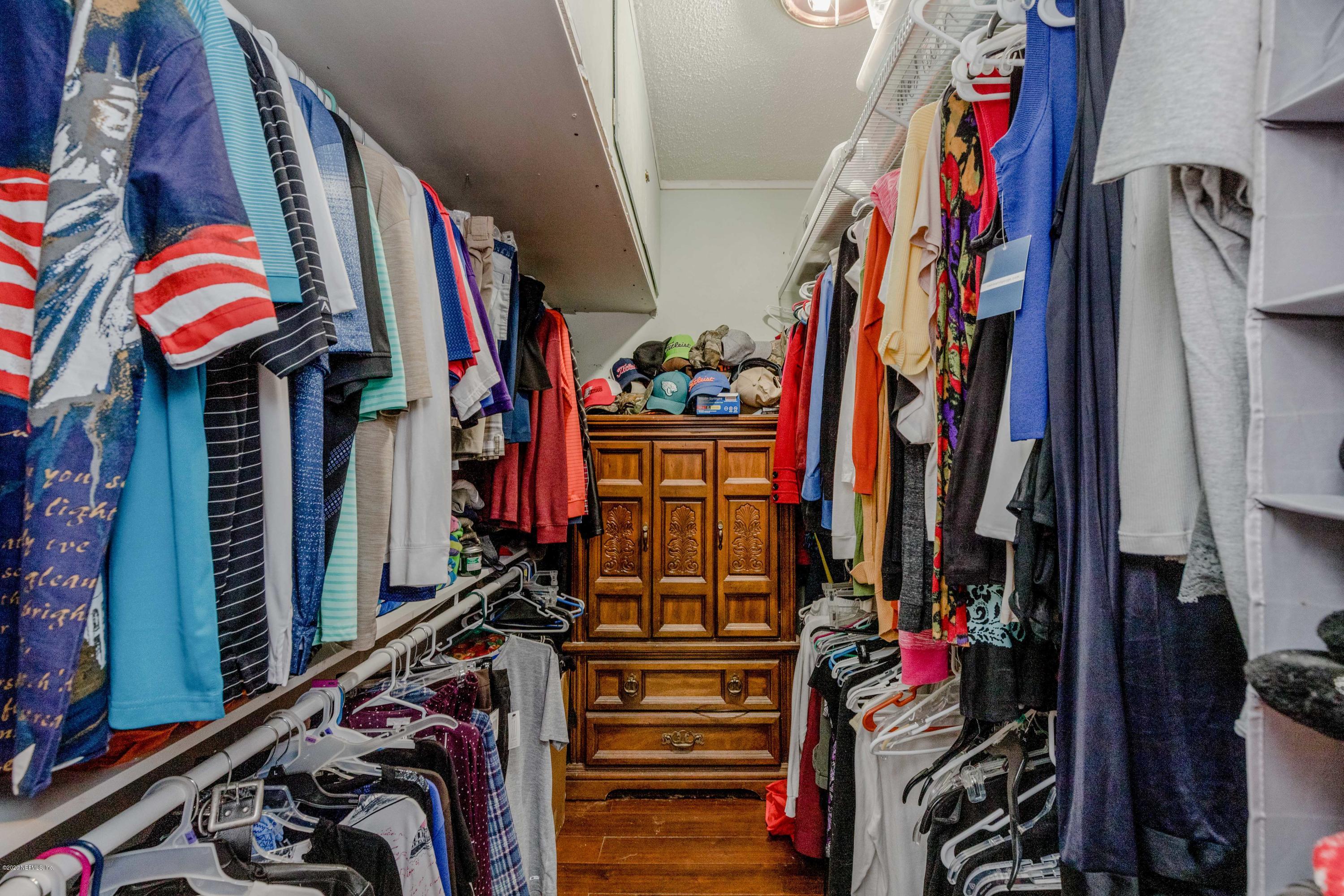 1109 Nightingale Road Jacksonville, FL 32216 - Photo 54 of 61 39-Owner's Closet