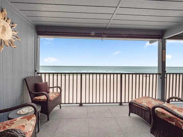$2,690,000 | 6700 Gulf Drive, Unit B8, Holmes Beach, FL 34217