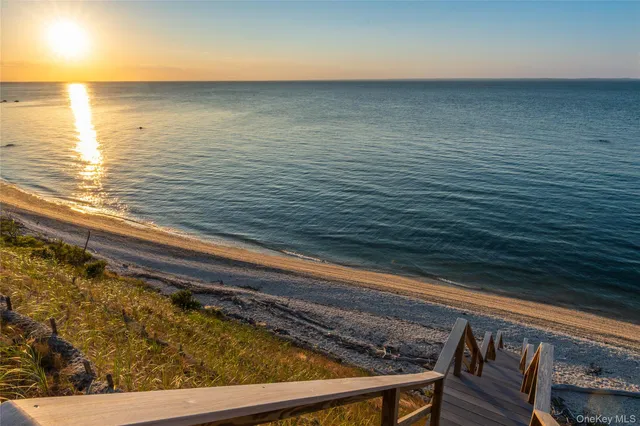 $4,250,000 | 2670 Grandview Drive, Orient, NY 11957