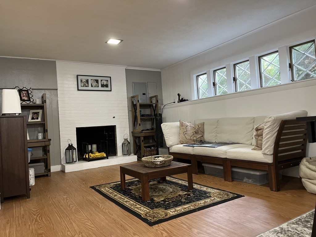 40 Carlisle Road Dedham, MA 02026 - Photo 18 of 28 Gallery Image 18