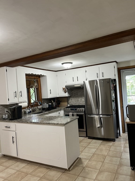 40 Carlisle Road Dedham, MA 02026 - Photo 5 of 28 Gallery Image 5