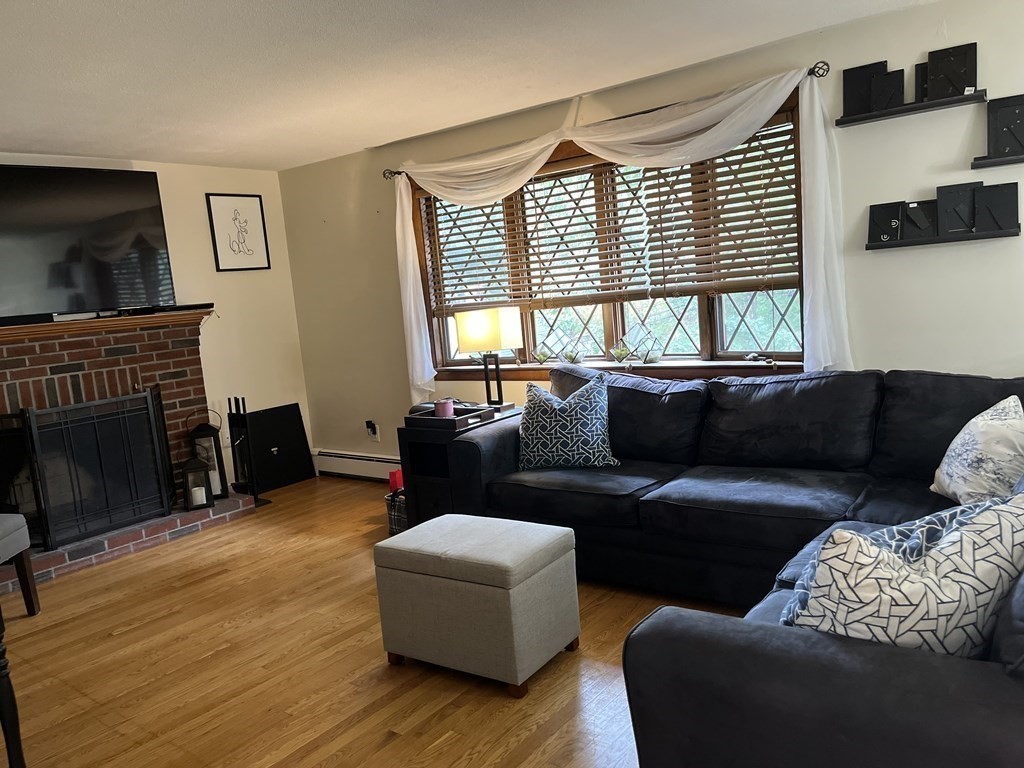 40 Carlisle Road Dedham, MA 02026 - Photo 8 of 28 Gallery Image 8