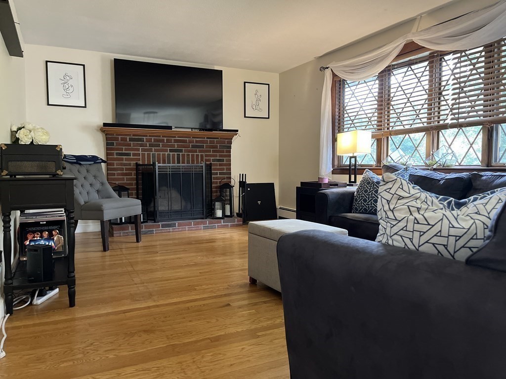 40 Carlisle Road Dedham, MA 02026 - Photo 9 of 28 Gallery Image 9