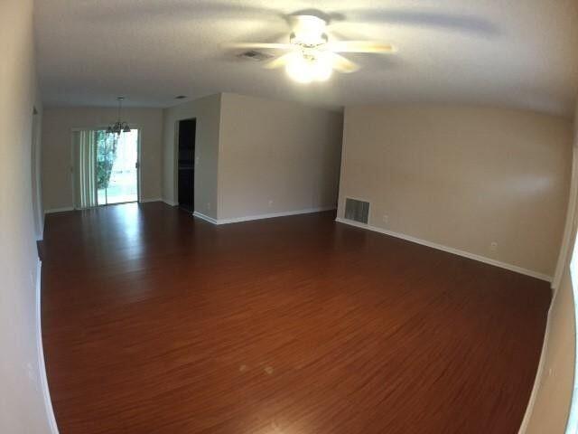 1314 Northwest 2nd Avenue Boca Raton, FL 33432 - Photo 6 of 21 Livingrm3