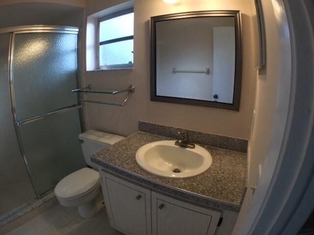 1314 Northwest 2nd Avenue Boca Raton, FL 33432 - Photo 10 of 21 P bathrm