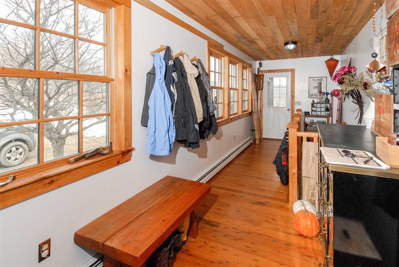 39 Governors Road Pittsfield, NH 03263 - Photo 11 of 40