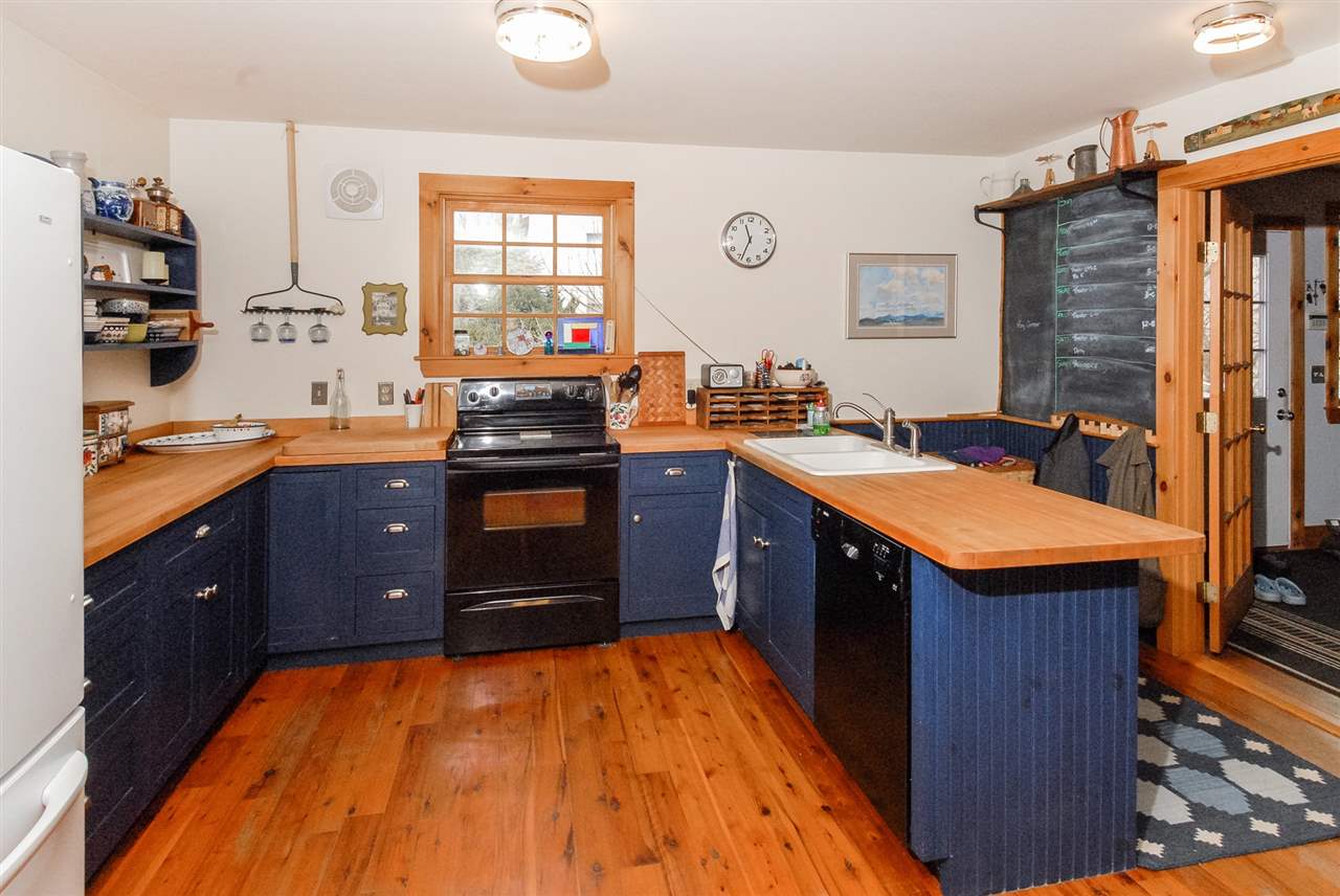 39 Governors Road Pittsfield, NH 03263 - Photo 13 of 40