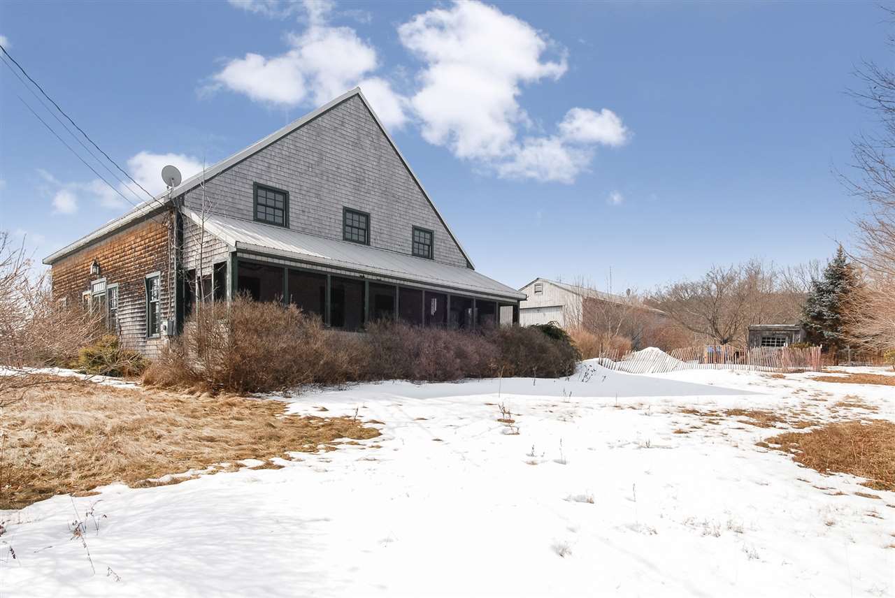 39 Governors Road Pittsfield, NH 03263 - Photo 10 of 40