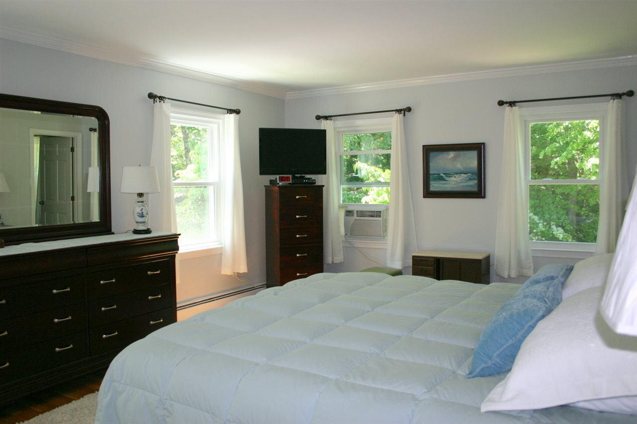 25 Nathan Lord Road Amherst, NH 03031 - Photo 15 of 29