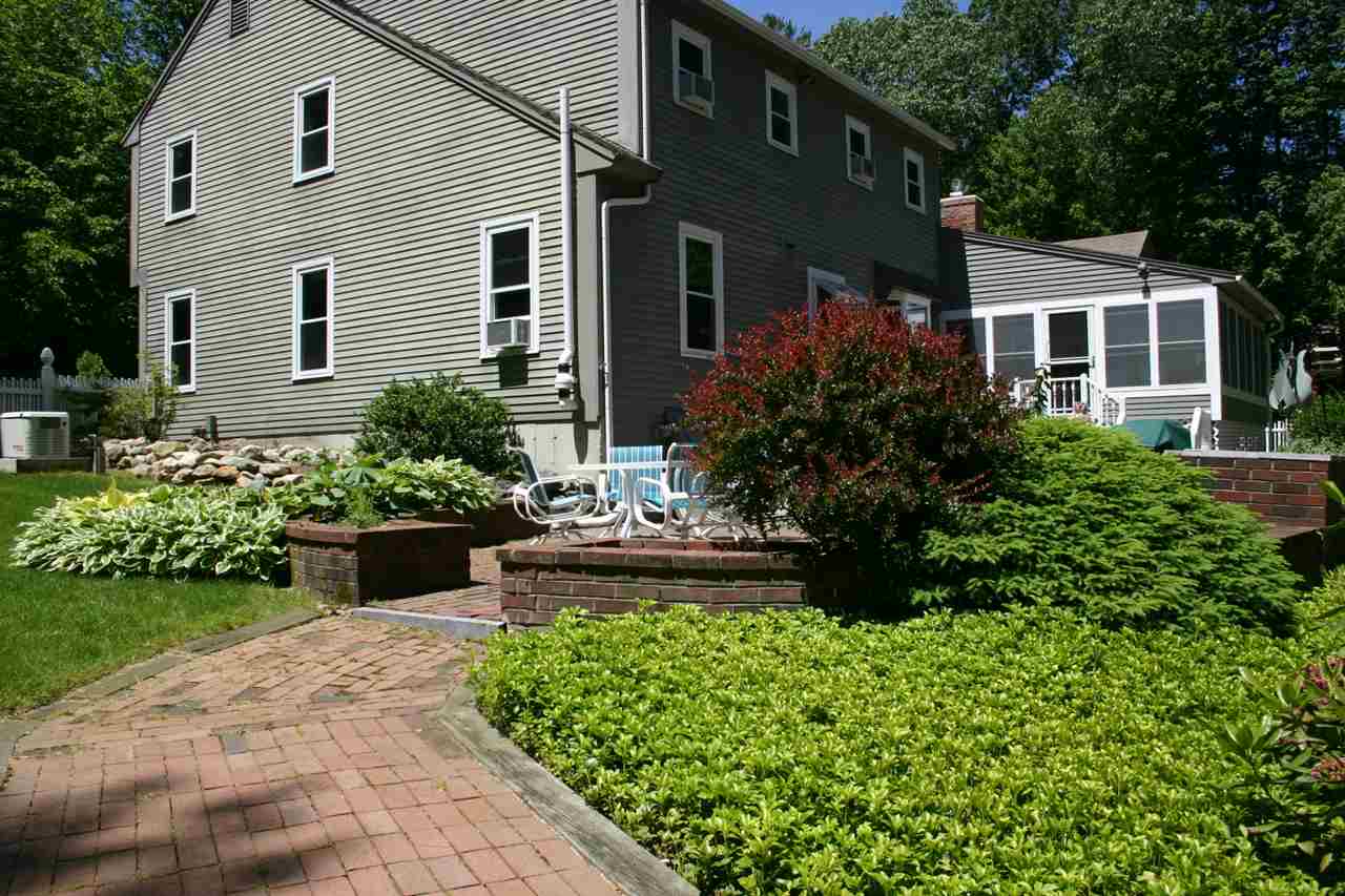 25 Nathan Lord Road Amherst, NH 03031 - Photo 3 of 29