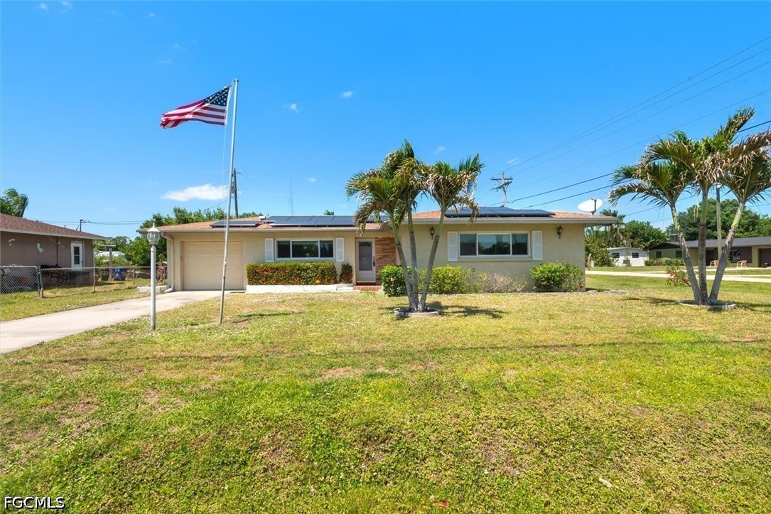 190 Brooks Road North Fort Myers, FL 33917 - Photo 2 of 30