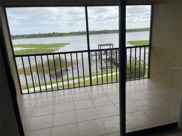 $1,975 | 10125 Sailwinds Boulevard North, Unit 203, Largo, FL 33773