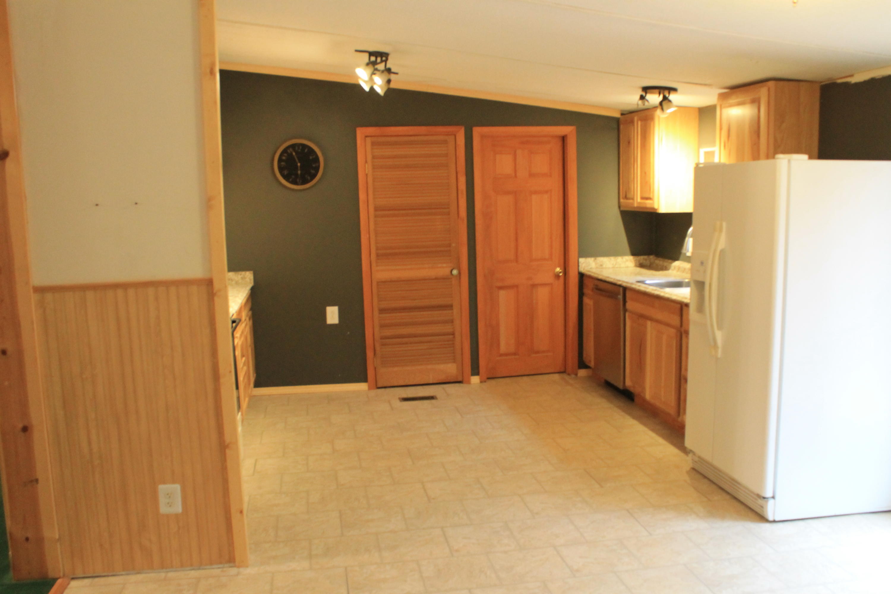 1725 Sockless Road Dandridge, TN 37725 - Photo 5 of 22 IMG_7761