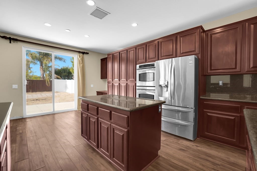 17081 Greentree Drive Riverside, CA 92503 - Photo 19 of 44