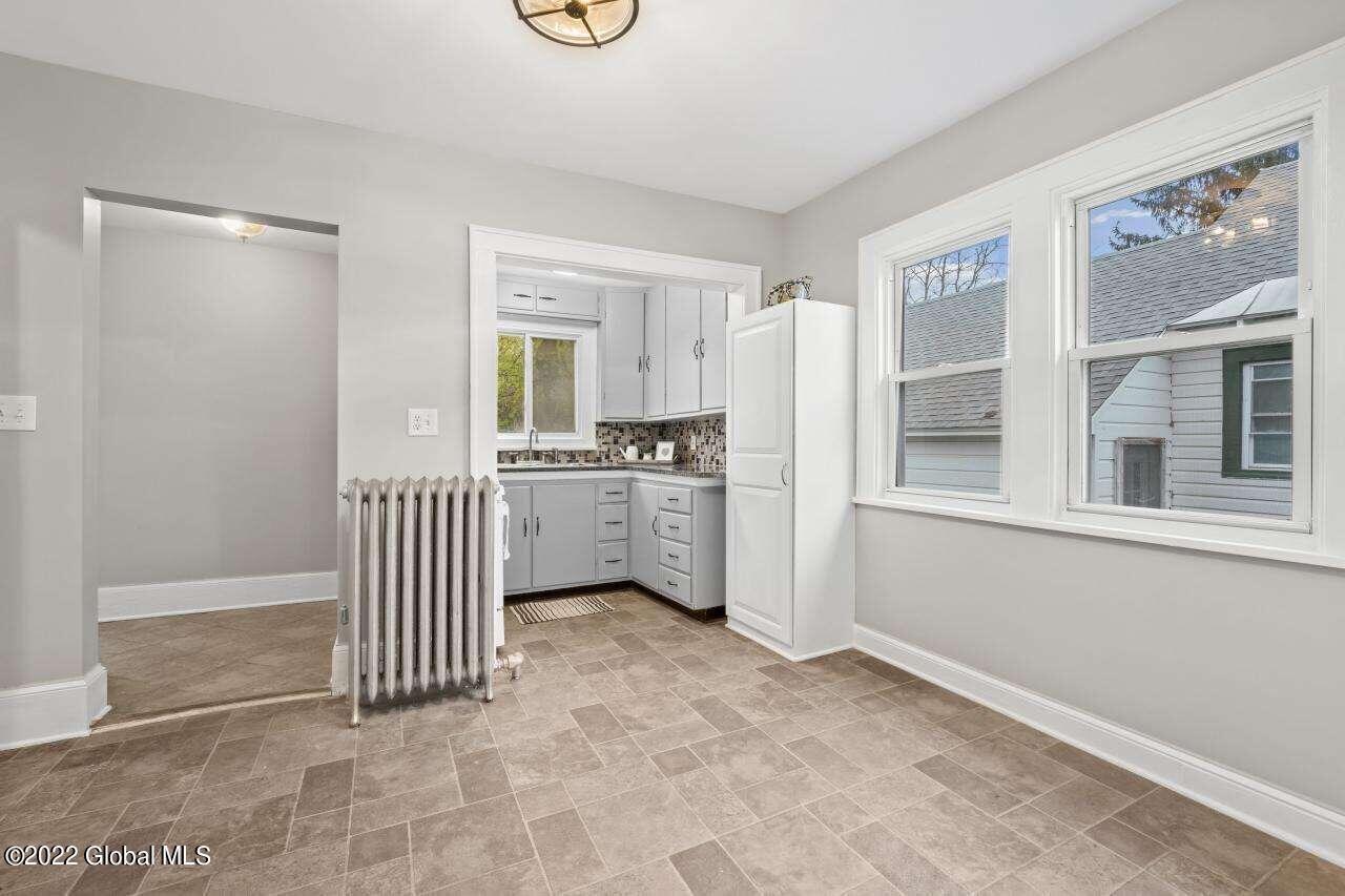 415 Vley Road Schenectady, NY 12302 - Photo 9 of 20 Davis.9