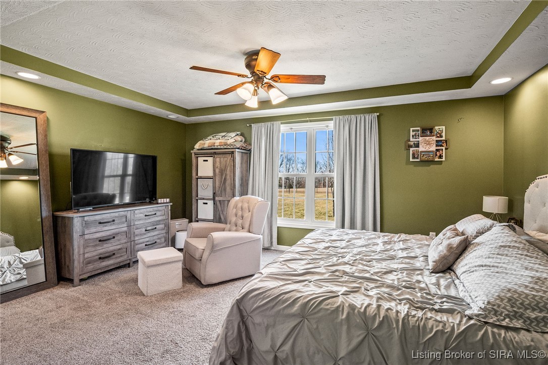 1143 South Moon Road Scottsburg, IN 47170 - Photo 12 of 41