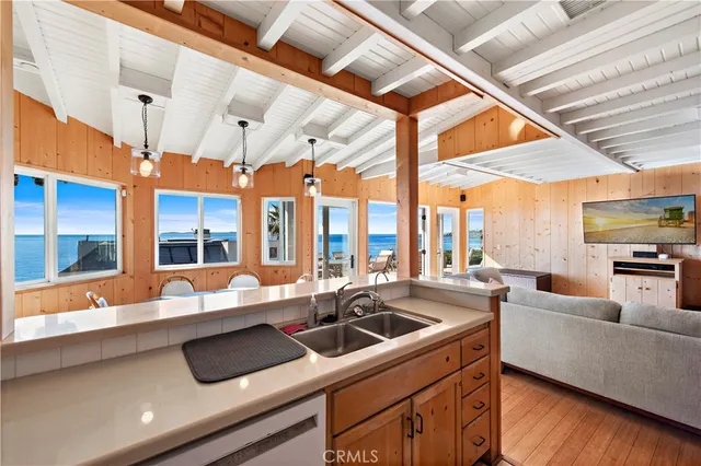 $13,500 | 137 Cleo Street, Laguna Beach, CA 92651