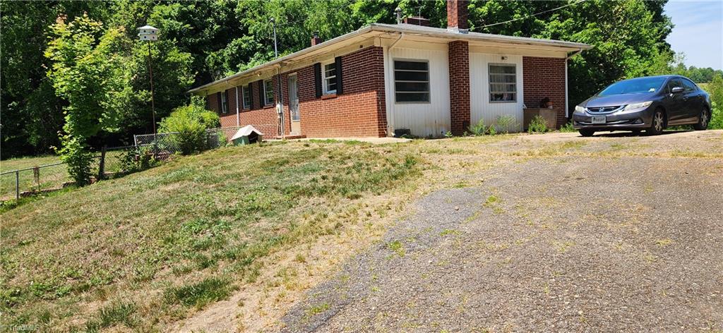 1475 Draco Road Lenoir, NC 28645 - Photo 2 of 37