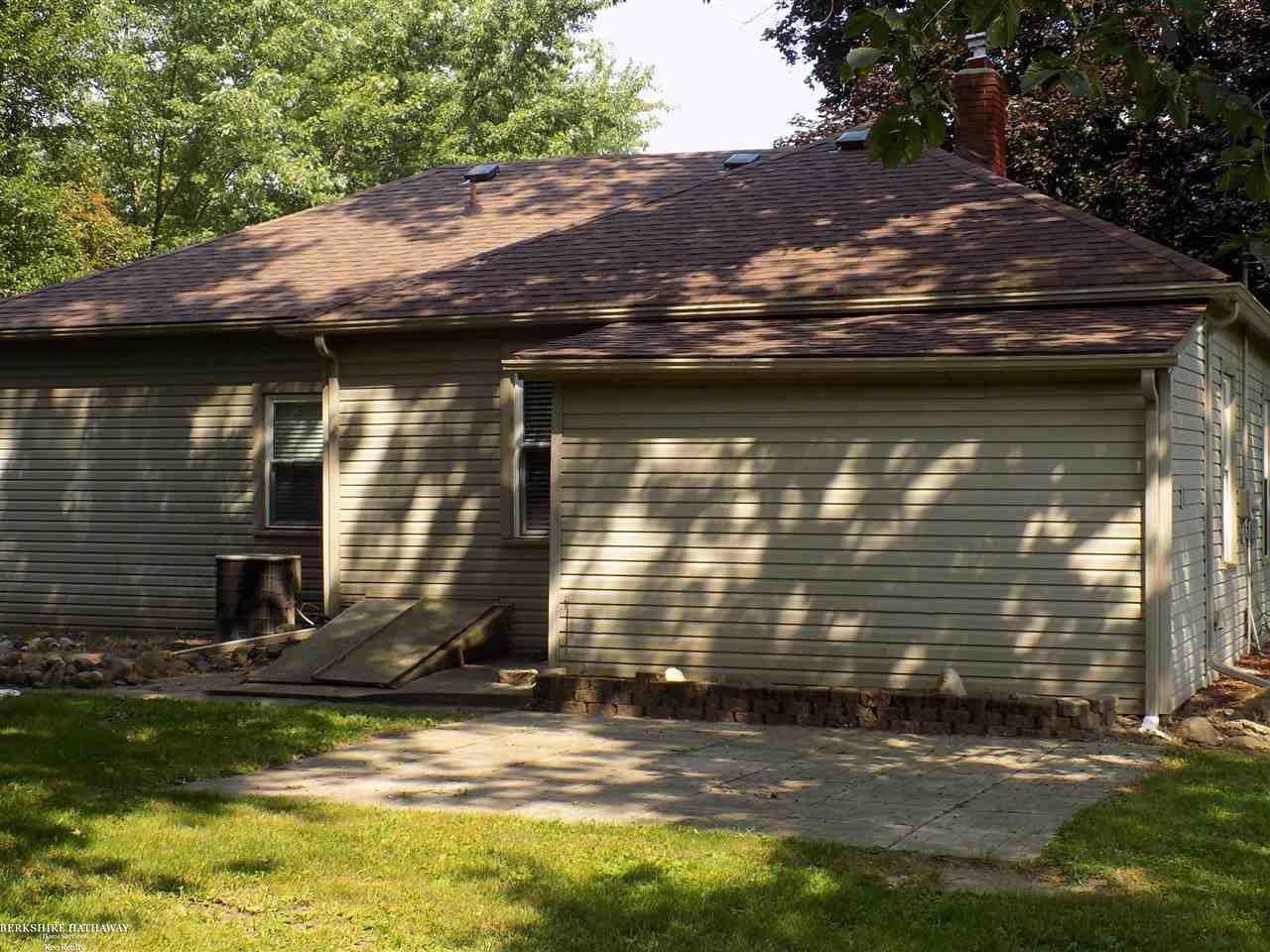 4950 Kidder Road Almont, MI 48003 - Photo 4 of 31 31328109-3.JPG