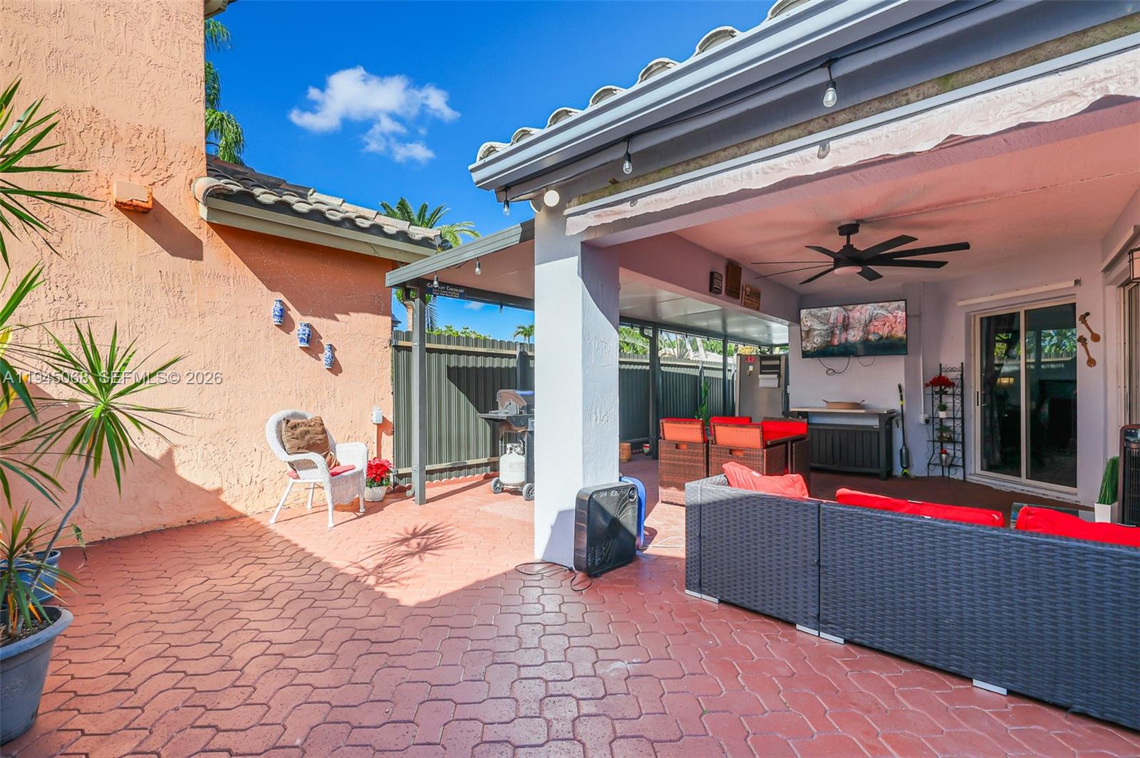 9526 Southwest 155th Avenue Miami, FL 33196 - Photo 44 of 53