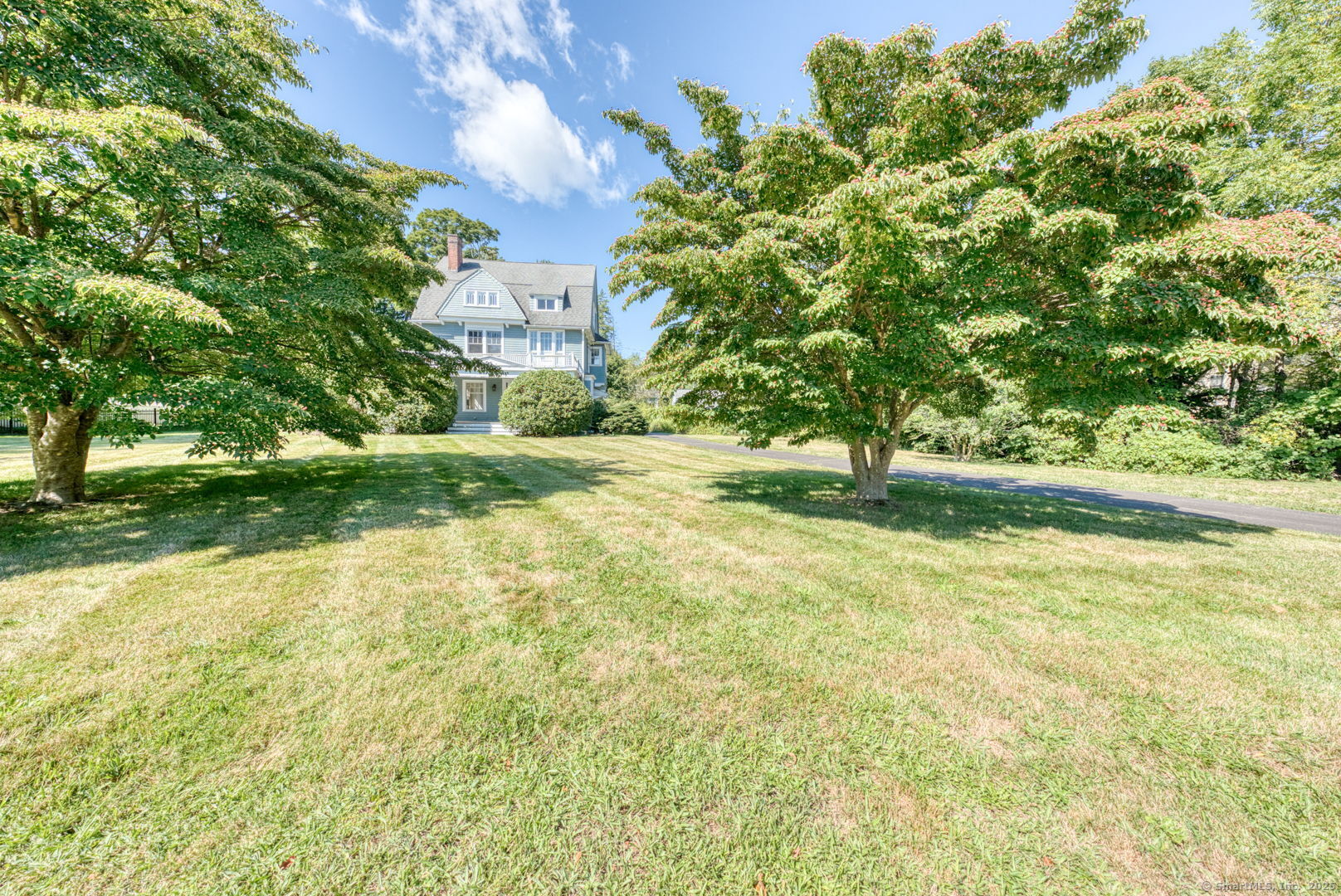 202 South Main Street Manchester, CT 06040 - Photo 31 of 40 a view of yard with green space
