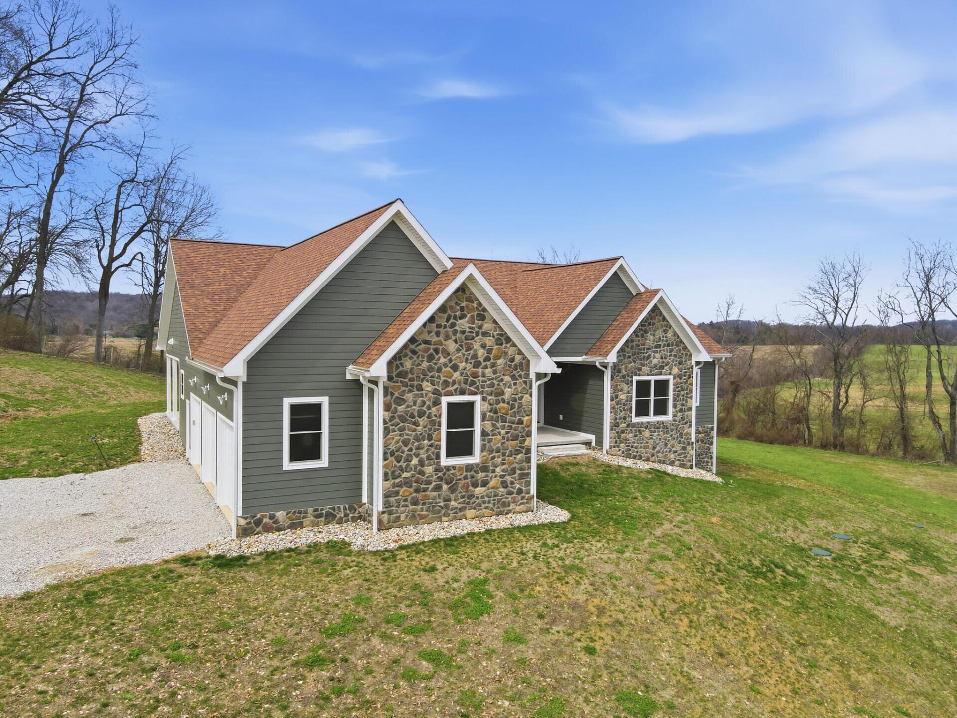 3597 Country Club Road Southwest Lancaster, OH 43130 - Photo 14 of 65 3597CountryClubRdSW_68353_14