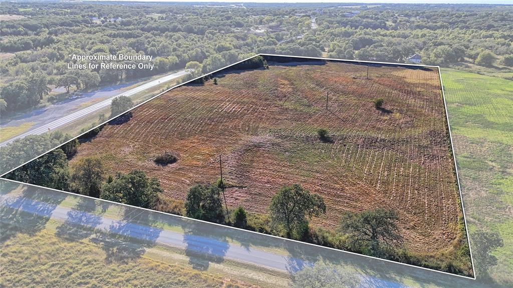 4678 Fenoglio Road Montague, TX 76251 - Photo 2 of 20 a view of a balcony