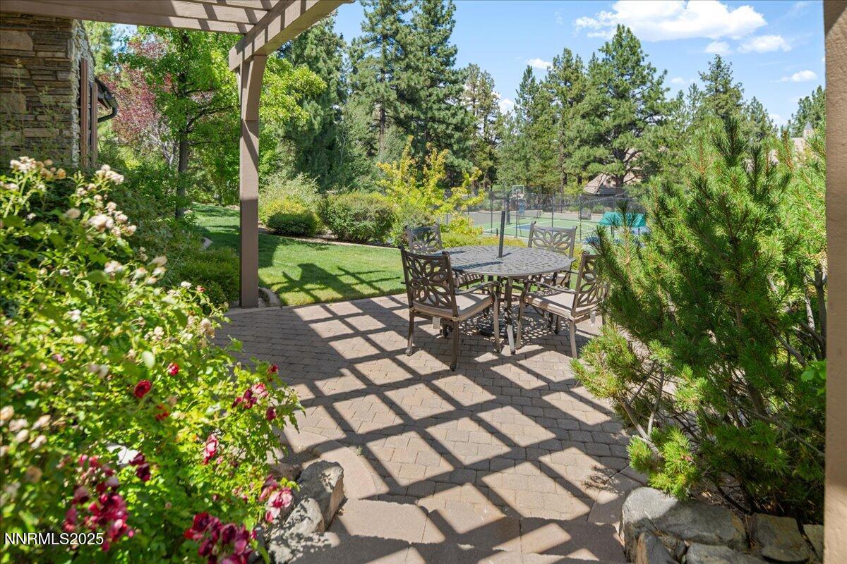 6360 Wetzel Court Reno, NV 89511 - Photo 40 of 43 a garden with trees
