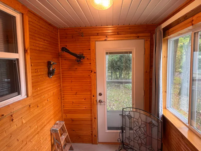 $245,000 | E2954 Lake Road, Iola, WI 54945