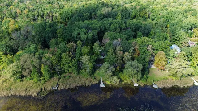 $245,000 | E2954 Lake Road, Iola, WI 54945