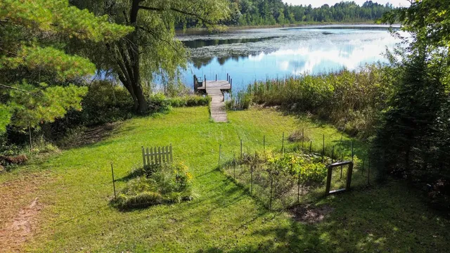 $245,000 | E2954 Lake Road, Iola, WI 54945