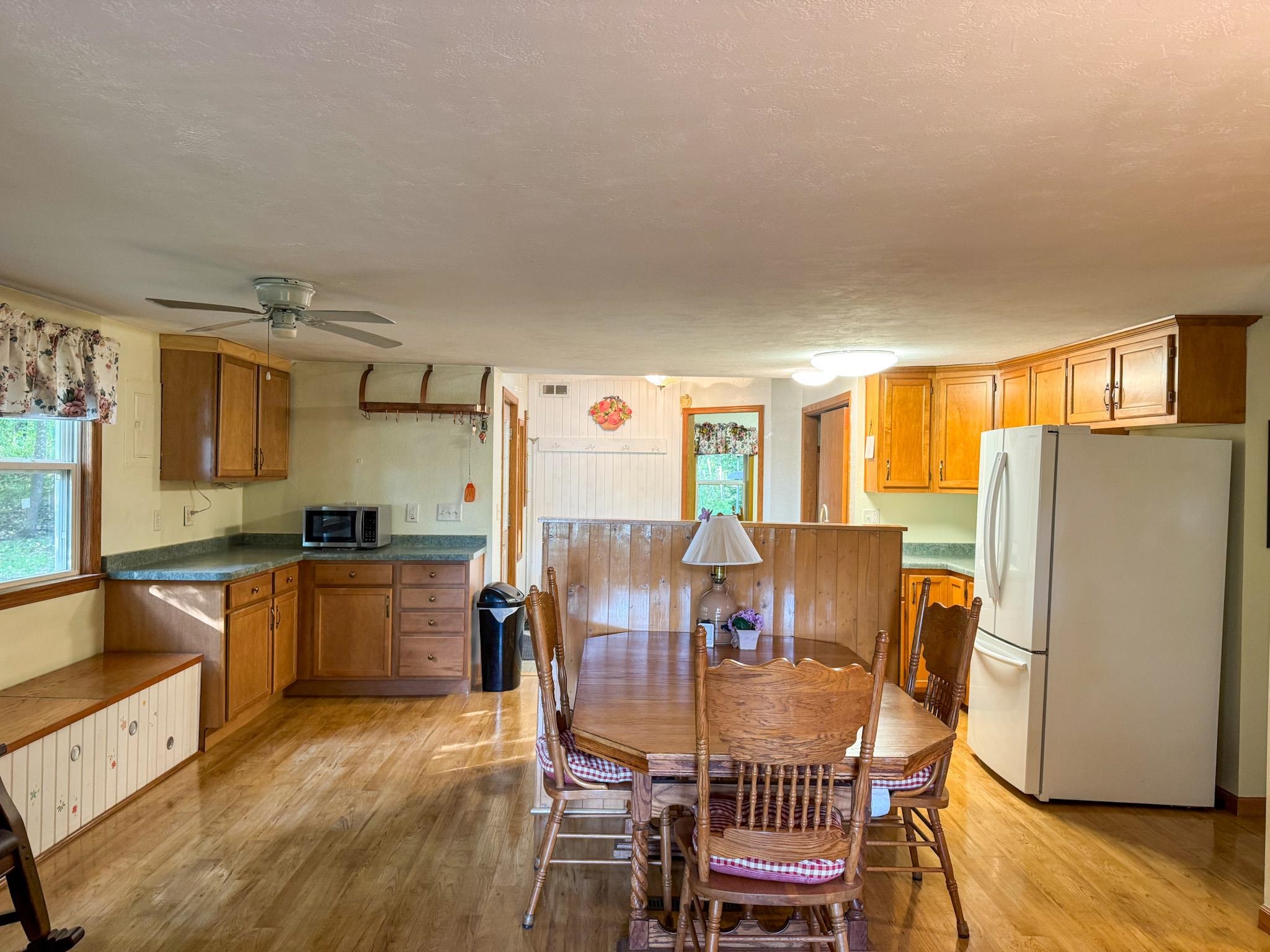 E2954 Lake Road Iola, WI 54945 - Photo 6 of 30