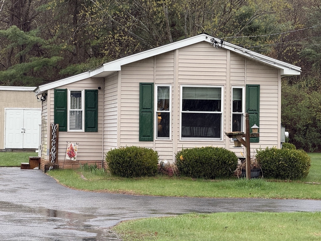 414 Palmer Road Ware, MA 01082 - Photo 2 of 29