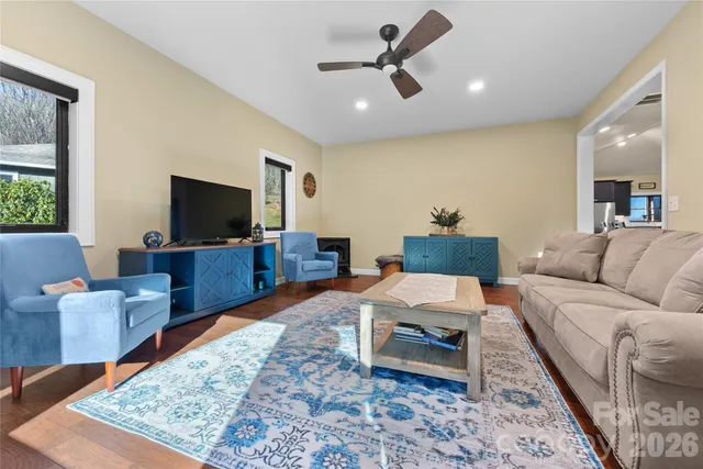 $565,000 | 47 Winghaven Heights, Waynesville, NC 28786