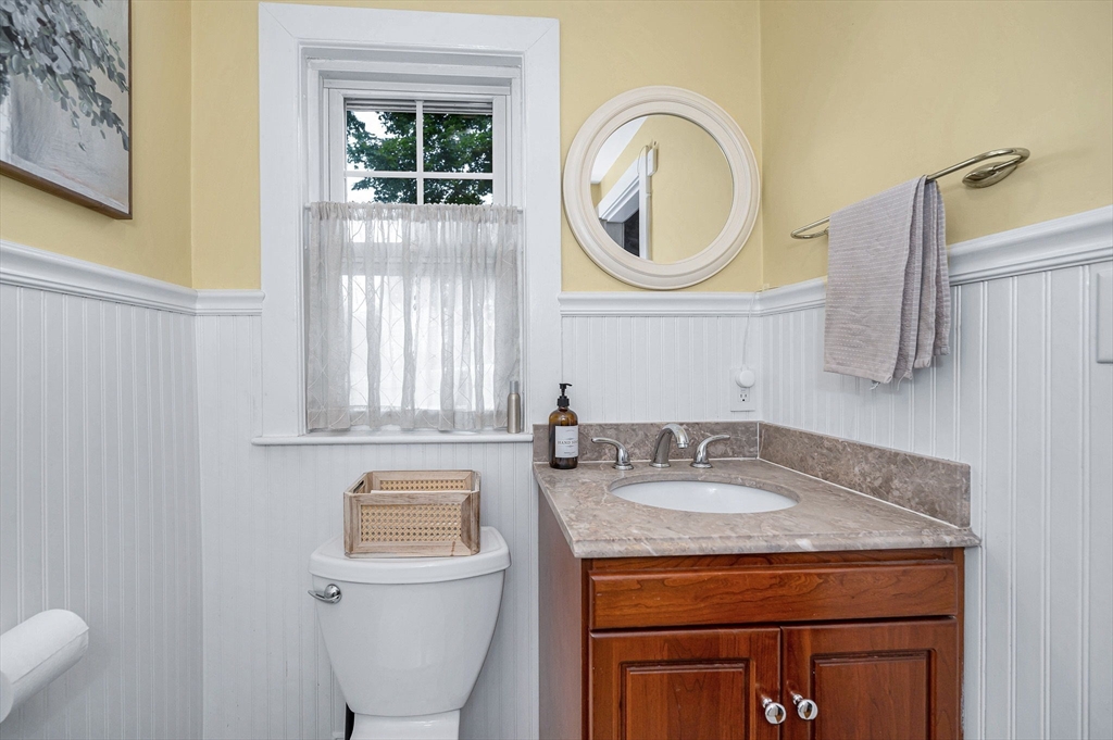 11 Florence Road Lowell, MA 01851 - Photo 15 of 42 Gallery Image 15