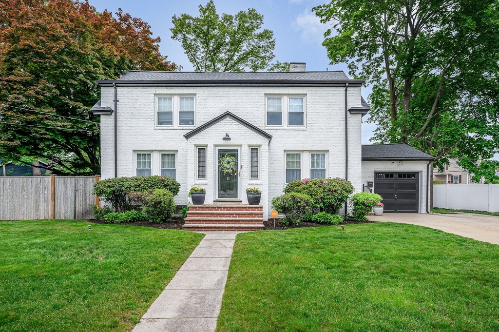 11 Florence Road Lowell, MA 01851 - Photo 2 of 42 Gallery Image 2
