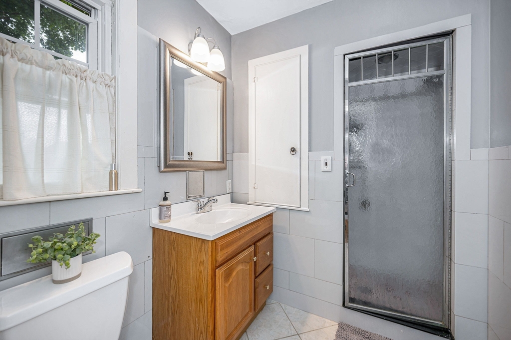 11 Florence Road Lowell, MA 01851 - Photo 22 of 42 Gallery Image 22