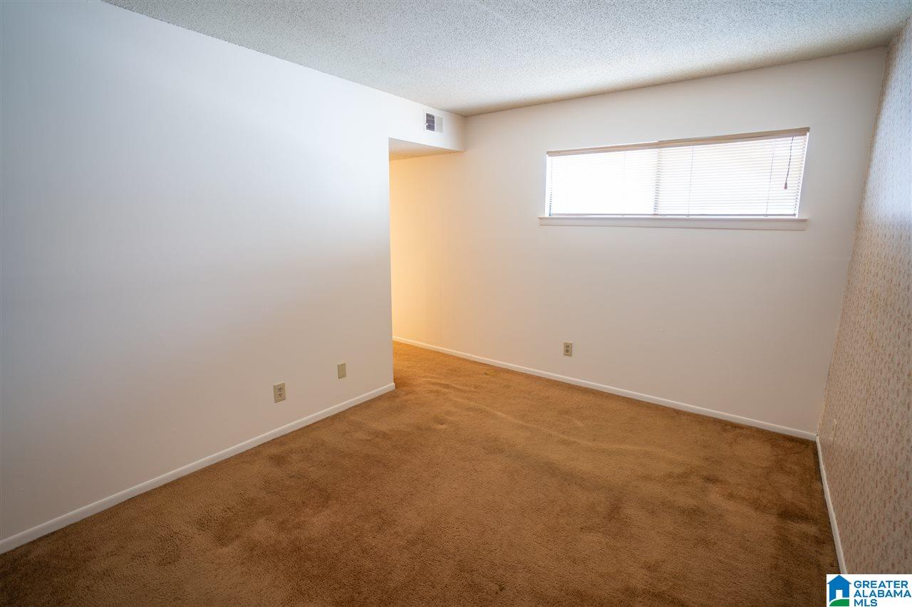3350 Altamont Road South, Unit D22 Birmingham, AL 35205 - Photo 15 of 16