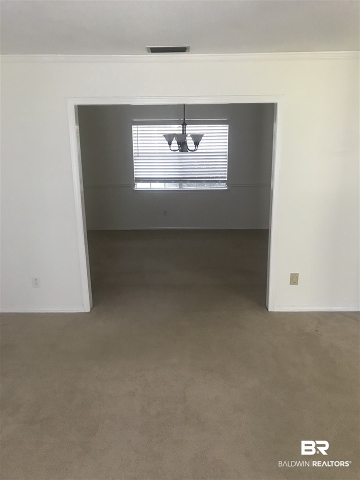 5777 Chester Court Mobile, AL 36609 - Photo 5 of 26