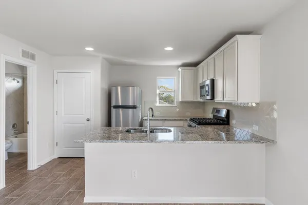 $2,699 | 1725 Lakota Lane, Leander, TX 78641