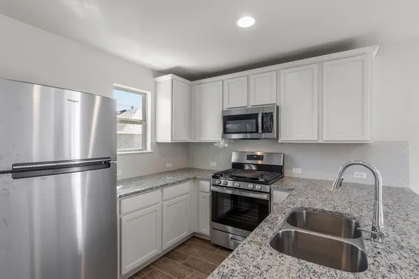 $2,699 | 1725 Lakota Lane, Leander, TX 78641