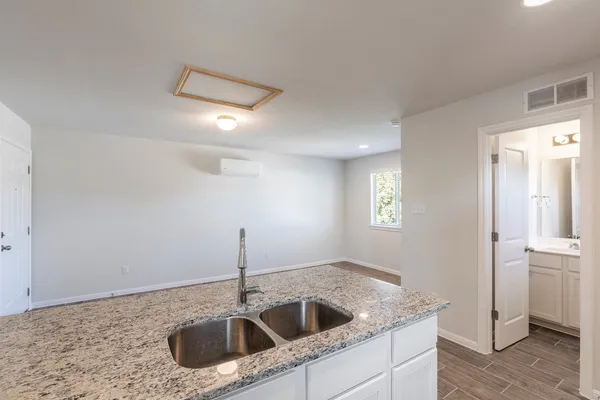 $2,699 | 1725 Lakota Lane, Leander, TX 78641