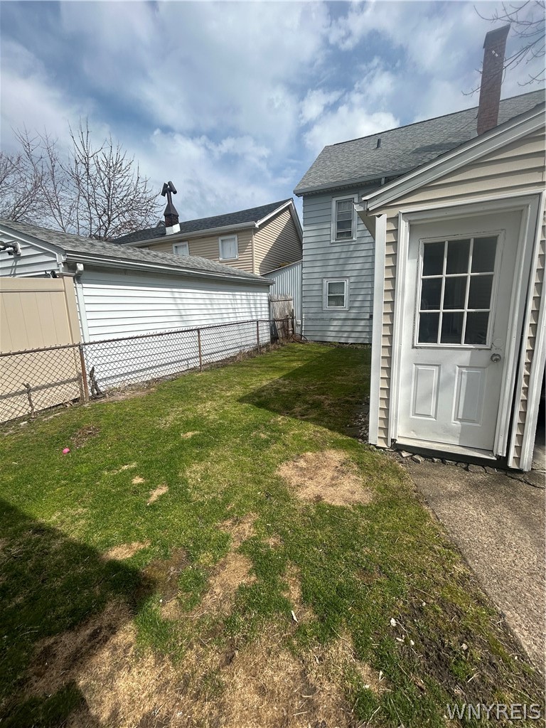 41 Page Street Buffalo, NY 14207 - Photo 16 of 17