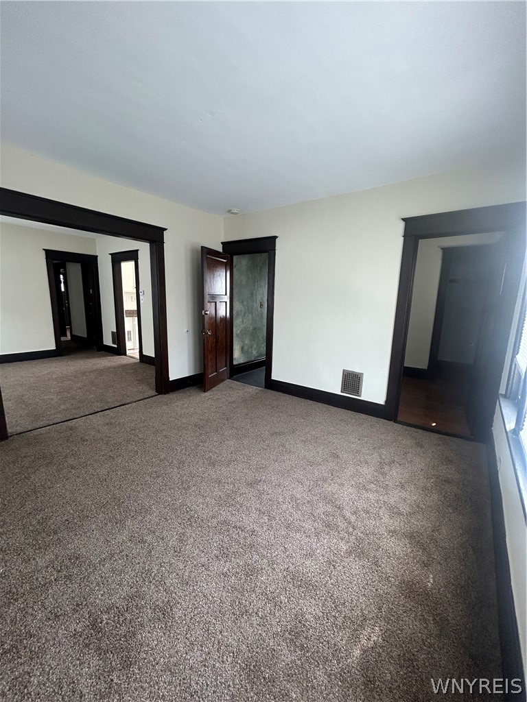 41 Page Street Buffalo, NY 14207 - Photo 6 of 17