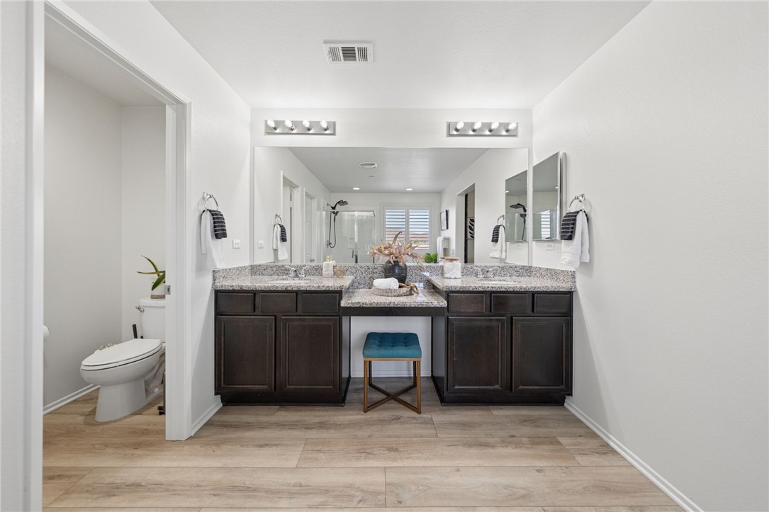 25432 Lone Acres Road Menifee, CA 92584 - Photo 34 of 65 Primary bathroom