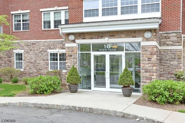 $439,900 | 10203 Warren's Way, Unit 203, Wanaque, NJ 07465